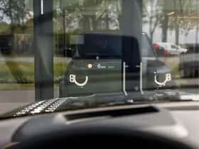 Land Rover Defender (2025) thumbnail 39