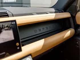 Land Rover Defender (2025) thumbnail 46