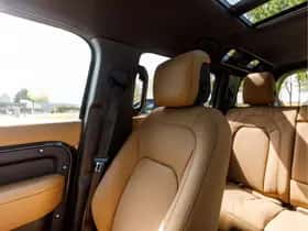 Land Rover Defender (2025) thumbnail 48