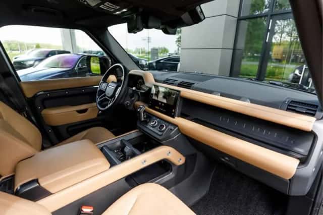 Land Rover Defender (2025) thumbnail 52