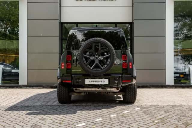 Land Rover Defender (2025) thumbnail 7
