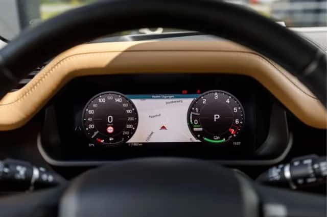 Land Rover Defender (2025) thumbnail 10