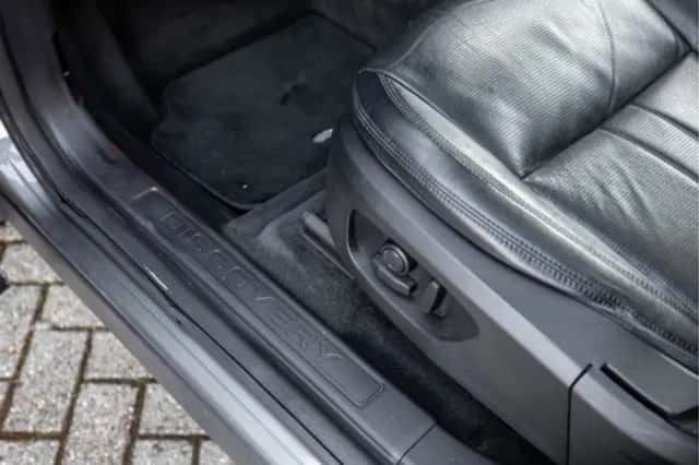 Land Rover Discovery Sport (2018) thumbnail 31