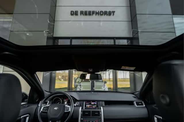 Land Rover Discovery Sport (2018) thumbnail 43
