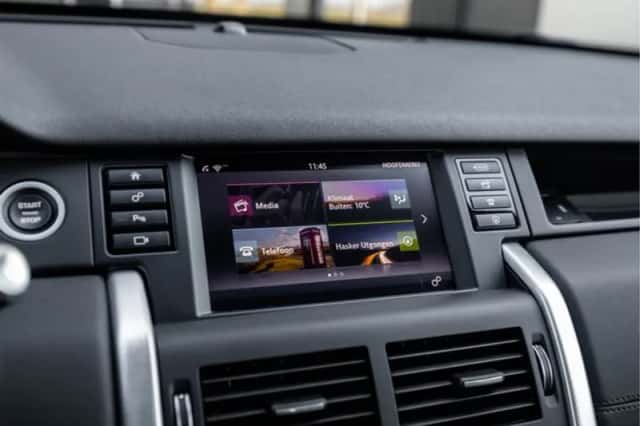 Land Rover Discovery Sport (2018) thumbnail 7