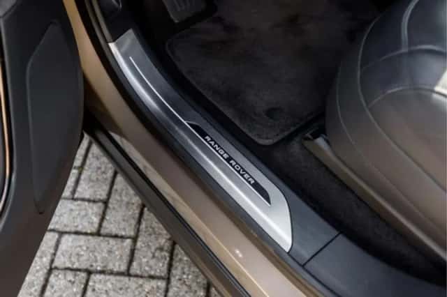 Land Rover Range Rover Sport (2023) thumbnail 36