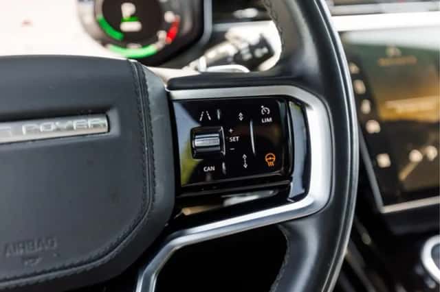 Land Rover Range Rover Sport (2023) thumbnail 40