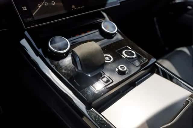 Land Rover Range Rover Sport (2023) thumbnail 43
