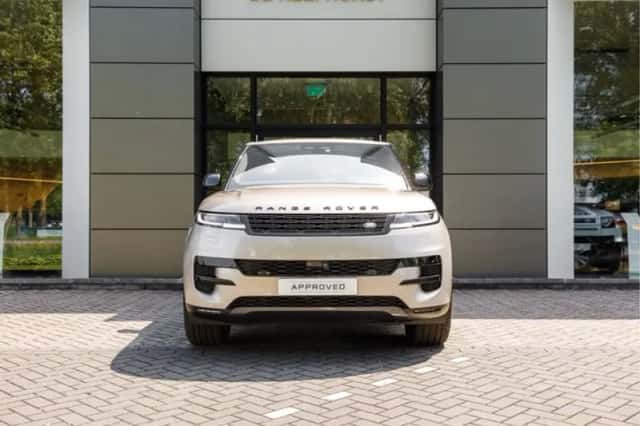 Land Rover Range Rover Sport (2023) thumbnail 6
