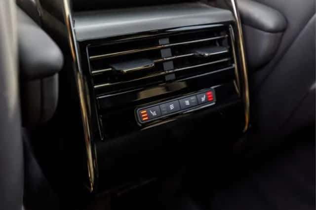 Land Rover Range Rover Sport (2023) thumbnail 51