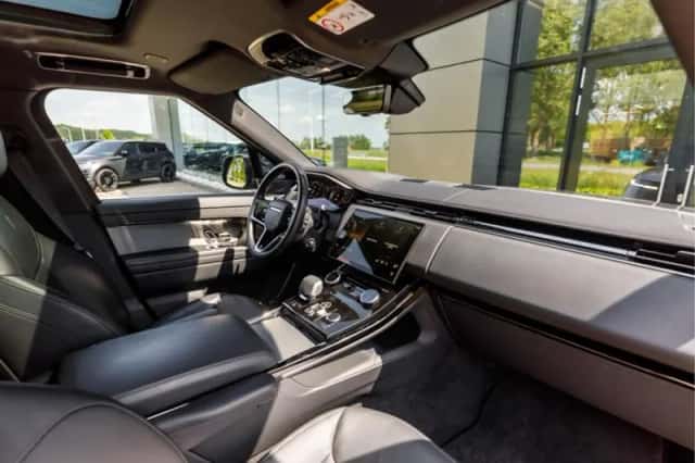 Land Rover Range Rover Sport (2023) thumbnail 52