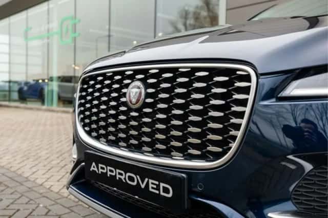 Jaguar F-Pace (2022) thumbnail 22
