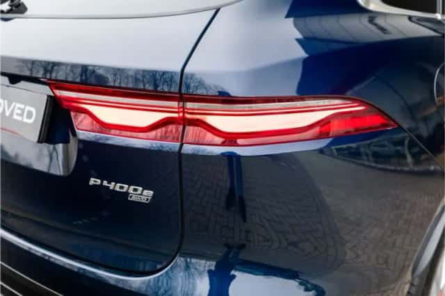 Jaguar F-Pace (2022) thumbnail 28