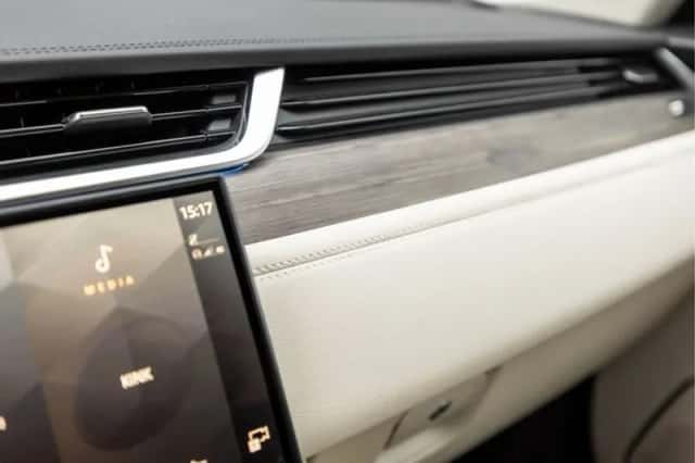 Jaguar F-Pace (2022) thumbnail 40