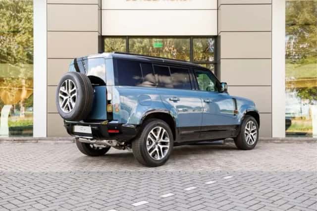 Land Rover Defender (2026) thumbnail 2