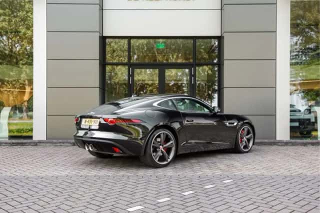 Jaguar F-Type (2018) thumbnail 2