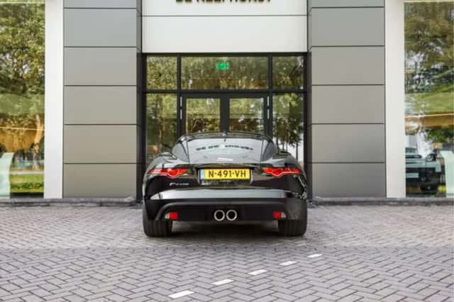 Jaguar F-Type (2018) thumbnail 6