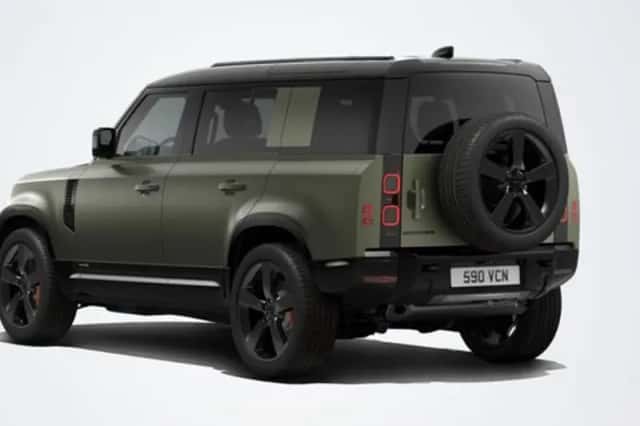 Land Rover Defender (2026) thumbnail 3