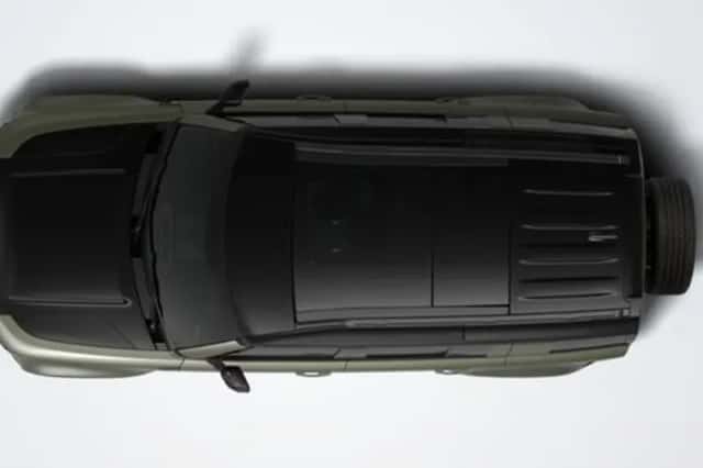 Land Rover Defender (2026) thumbnail 4