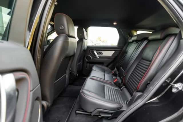 Land Rover Discovery Sport (2022) thumbnail 5
