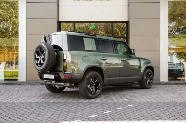 Land Rover Defender (2026) thumbnail 2