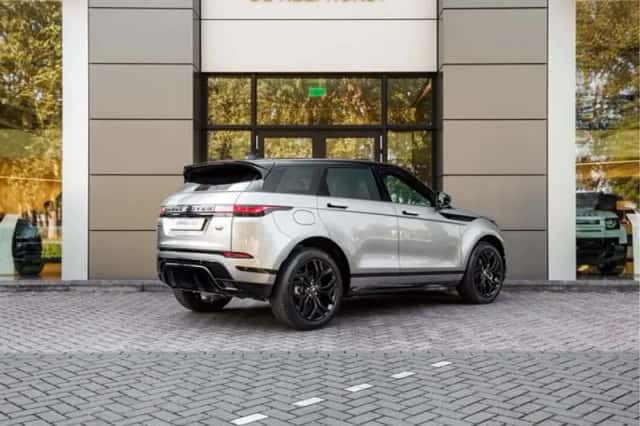 Land Rover Range Rover Evoque (2023) thumbnail 2