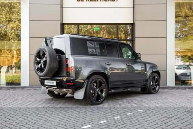 Land Rover Defender (2025) thumbnail 2