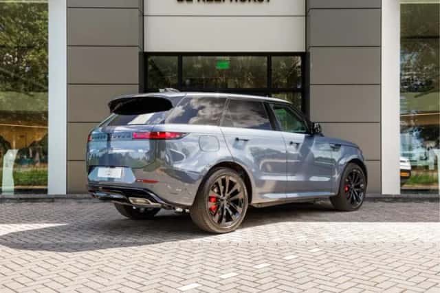 Land Rover Range Rover Sport (2026) thumbnail 2