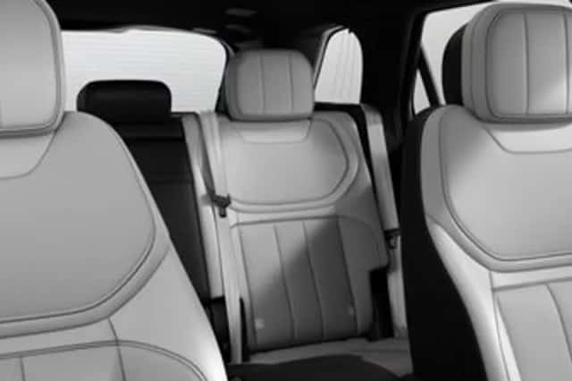 Land Rover Range Rover Sport (2026) thumbnail 5