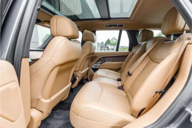 Land Rover Range Rover (2023) thumbnail 5