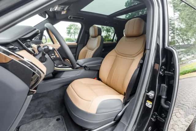 Land Rover Range Rover Sport (2026) thumbnail 4