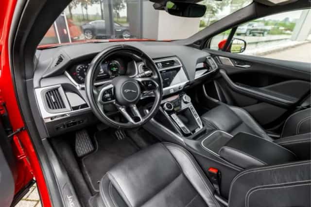 Jaguar I-Pace (2021) thumbnail 3