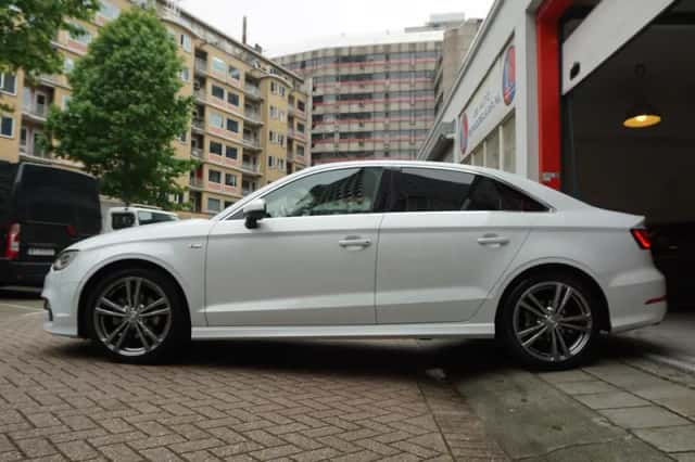 Audi A3 (2014) thumbnail 4