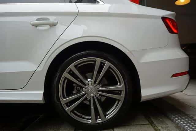 Audi A3 (2014) thumbnail 5