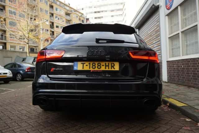 Audi RS6 (2016) thumbnail 6