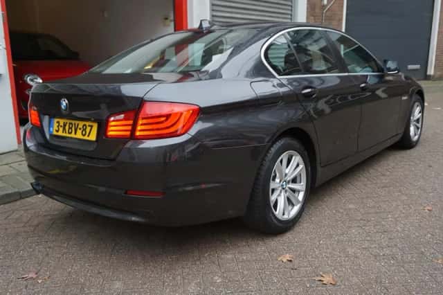 BMW 5-Serie (2013) thumbnail 6