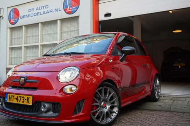 Fiat 500 Abarth (2015) thumbnail 1