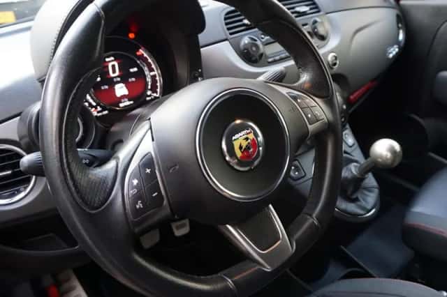 Fiat 500 Abarth (2015) thumbnail 6