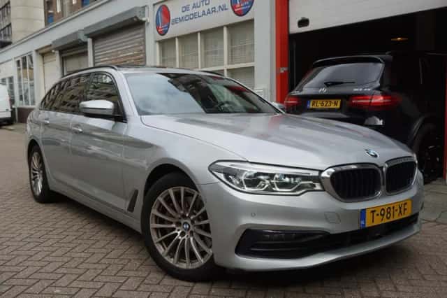BMW 5-Serie (2019) thumbnail 2