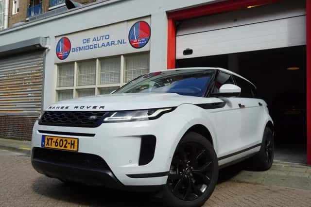 Land Rover Range Rover Evoque (2019) thumbnail 1