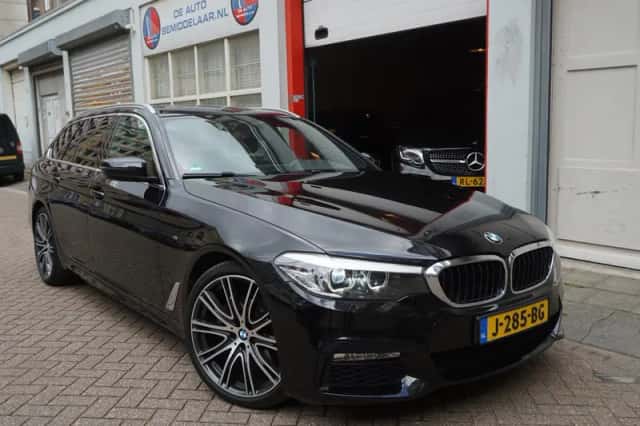 BMW 5-Serie (2017) thumbnail 2