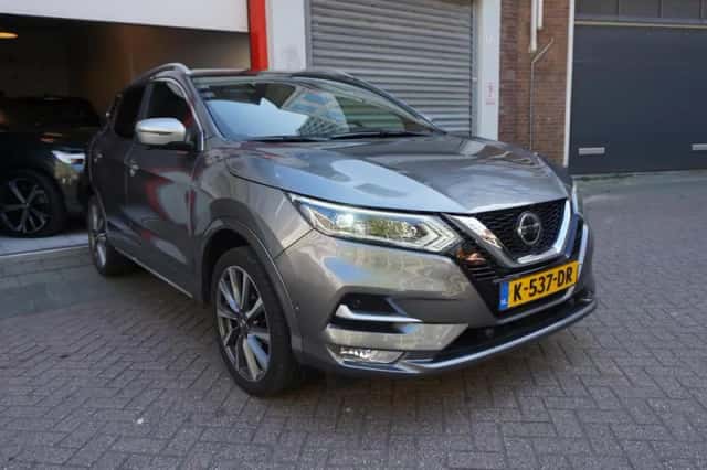 Nissan Qashqai (2020) thumbnail 3