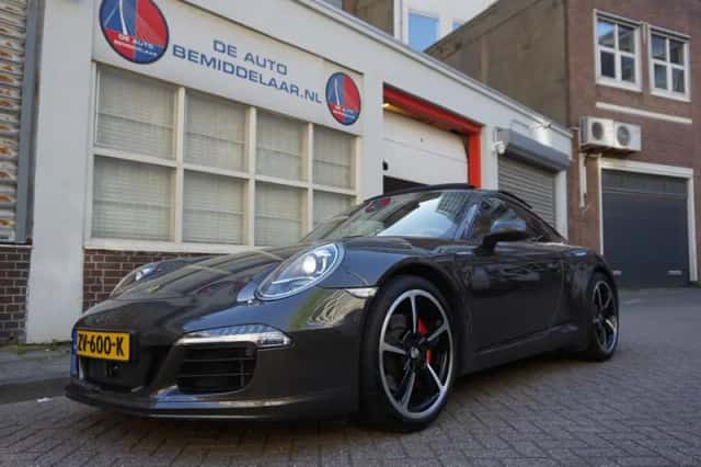 Porsche 911 (2013) thumbnail 6