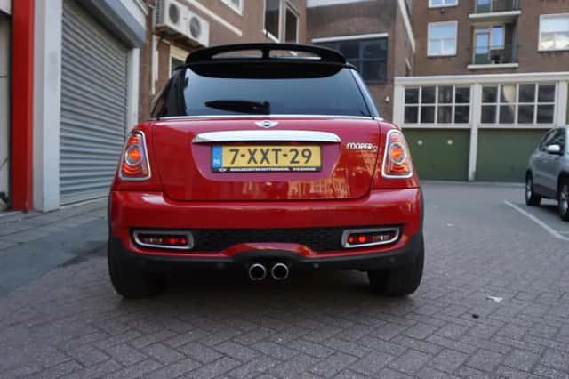 MINI Cooper S (2011) thumbnail 5