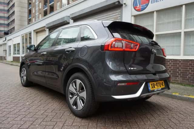Kia Niro (2019) thumbnail 3