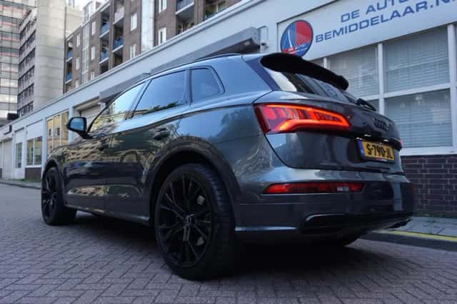 Audi Q5 (2017) thumbnail 4