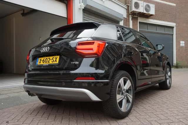 Audi Q2 (2017) thumbnail 3