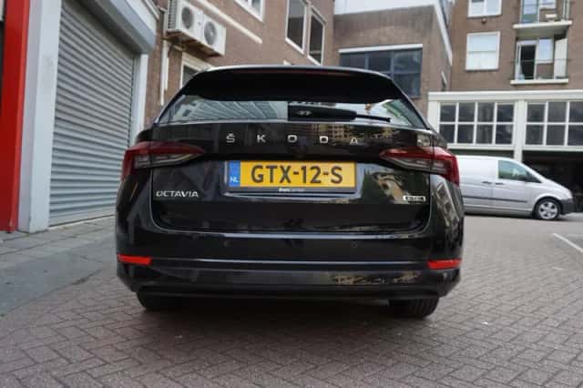 Škoda Octavia (2024) thumbnail 5