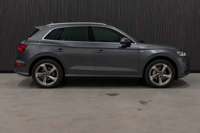 Audi Q5 (2017) thumbnail 2