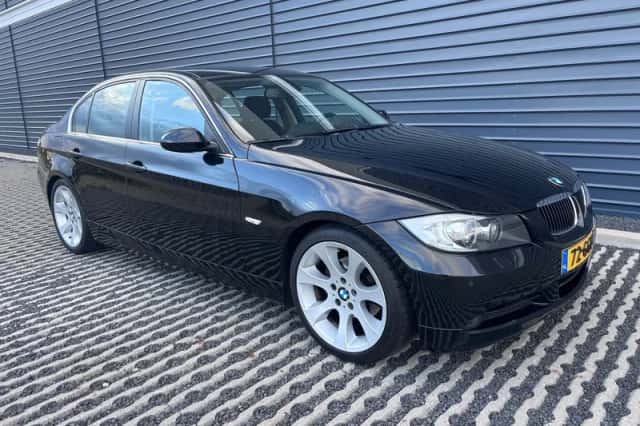 BMW 3-Serie (2008) thumbnail 3